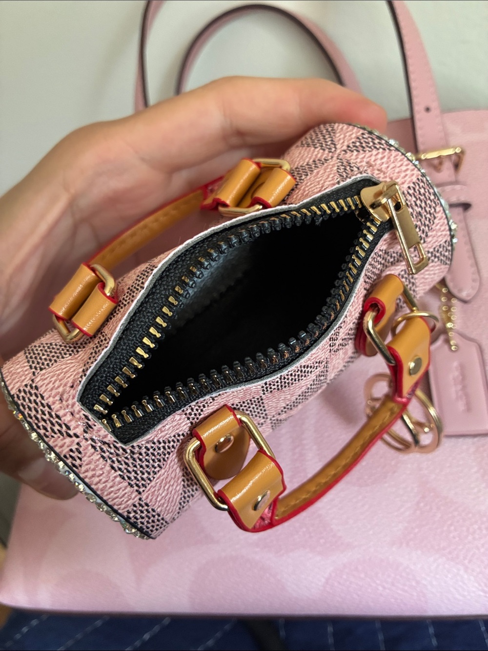 Pink Geometric Mini Handbag Keychain Bag Charm - Picture 6 of 7
